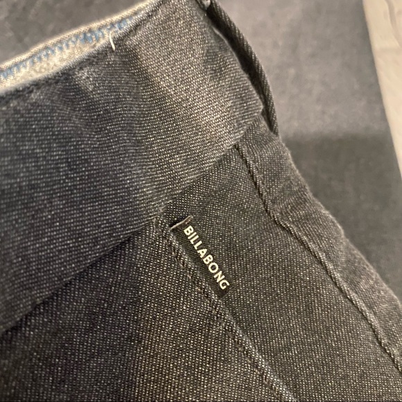 Billabong Shorts Size 29 - Picture 5 of 5